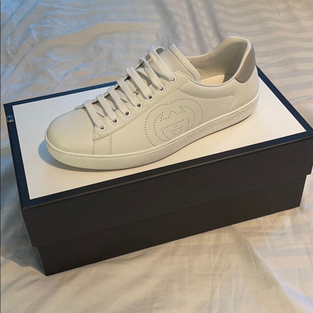 Gucci Mens Ace sneaker with GG - white, Size 8